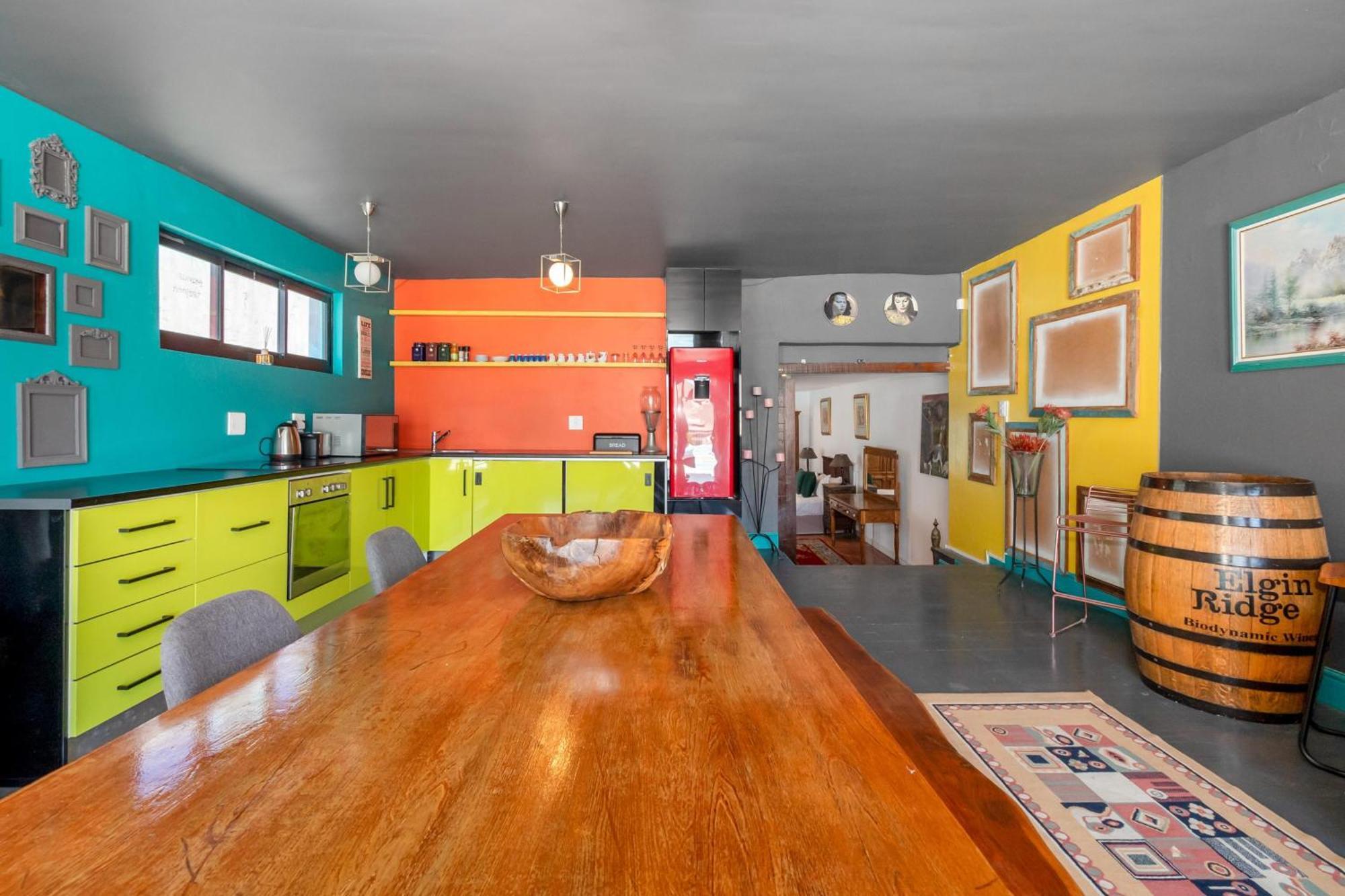 Bo-kaap Vibrant 1-bedroom Gem
