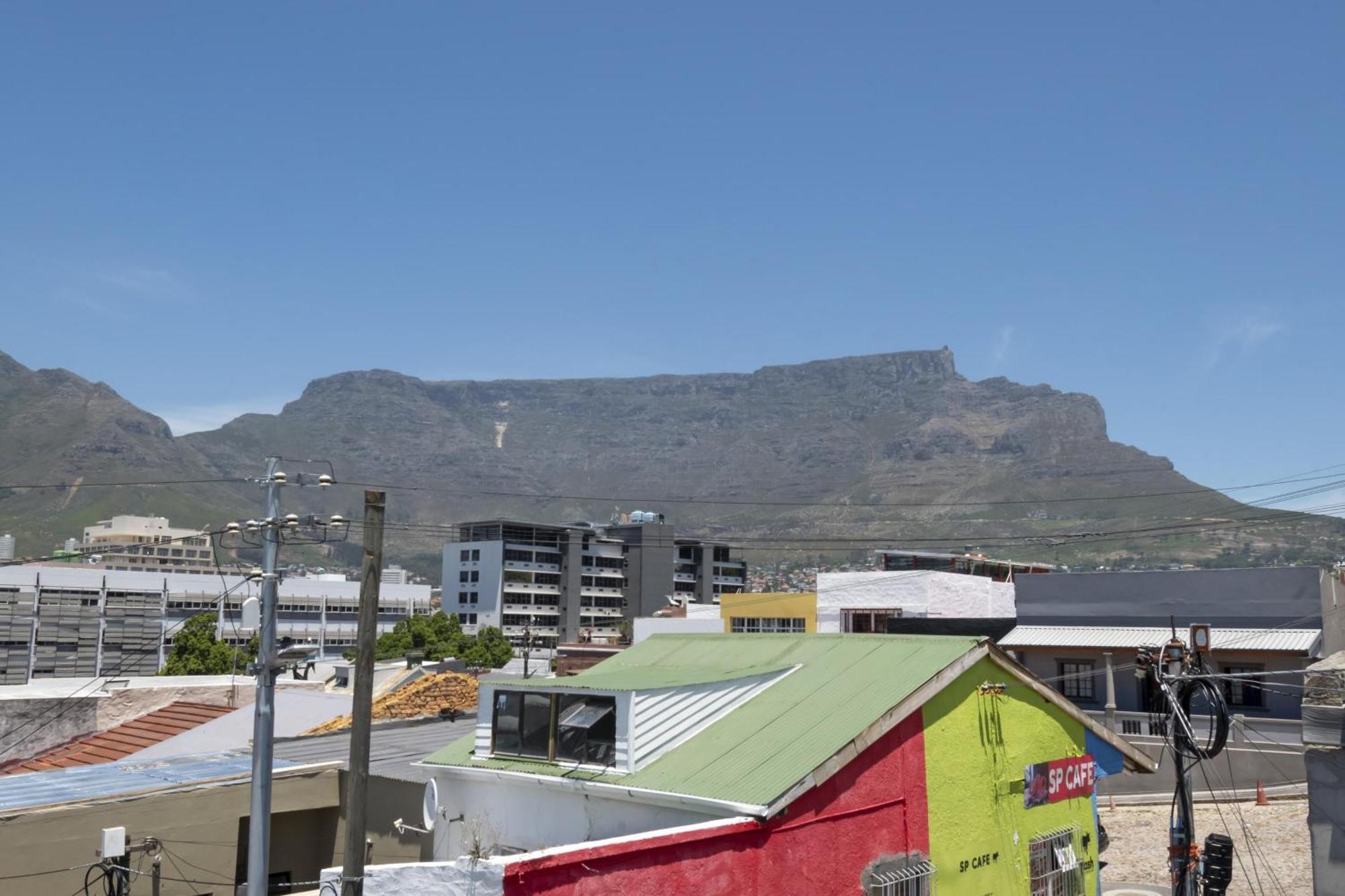 Apartment Bo-kaap Vibrant 1-bedroom Gem Cape Town