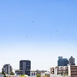 Bo-Kaap Vibrant 1-Bedroom Gem